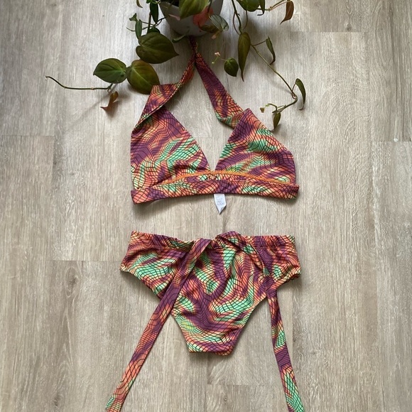 Dolls Kill Shaken Not Stirred Hot Short Set Halter top - Picture 4 of 6